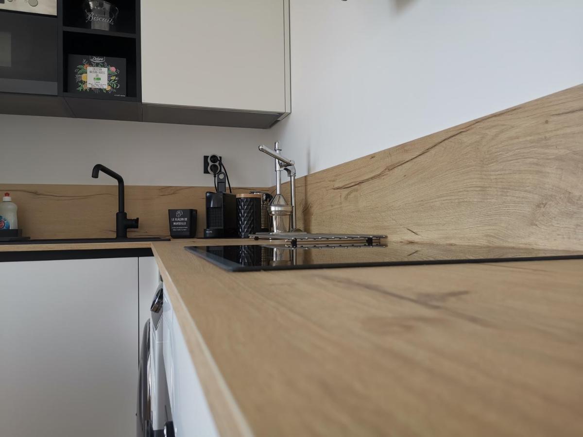 Face Au Vieux Port Vue 180 De Notre Dame Au Panier Apartment Marseille Ngoại thất bức ảnh